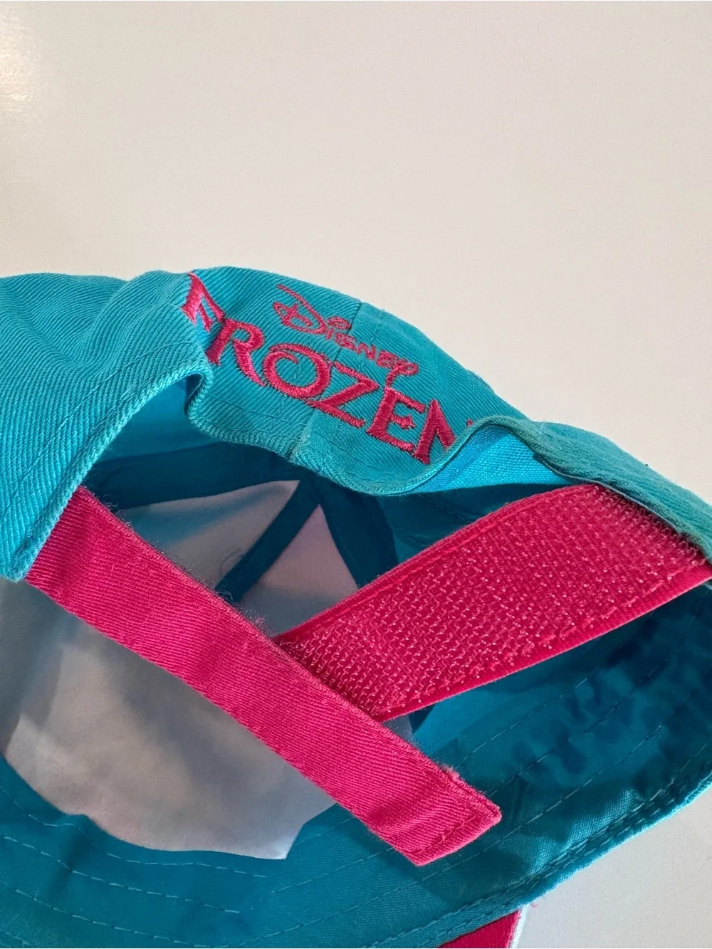 Disney Frozen women's Anna & Elsa Turquoise Baseball Cap, adjustable
